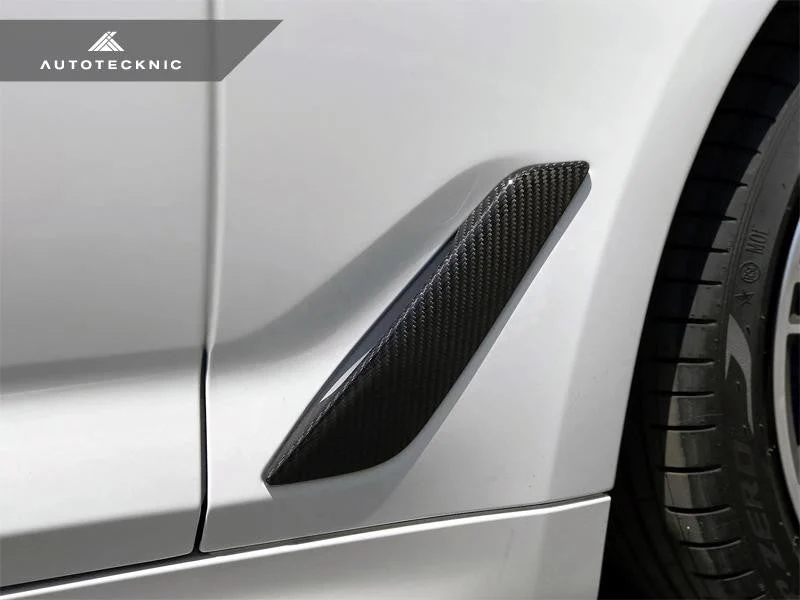 AutoTecknic Aero Fender Trim For BMW G30 M550i xDrive