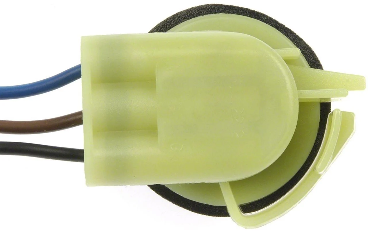 3-Wire Front and Rear Stop/Tail/Turn Signal Light Socket (02-06 Silverado 1500)