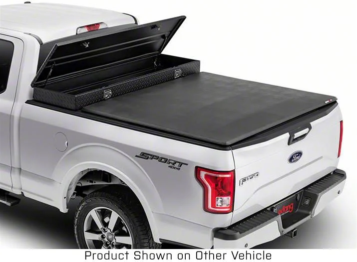 Extang Trifecta Toolbox 2.0 Tri-Fold Tonneau Cover (20-26 Silverado 2500 HD w/o Factory Side Storage)