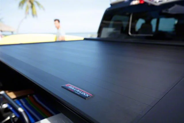 Roll-N-Lock E-Series Retractable Bed Cover (09-26 RAM 2500 w/ 6.4-Foot Box & w/o RAM Box)
