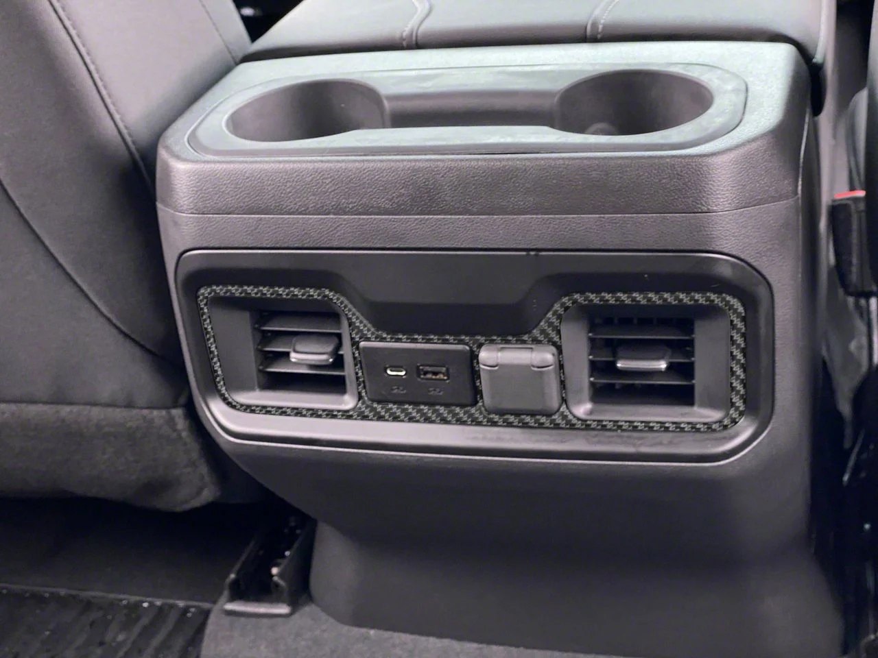 Rear USB Accent Trim; Matte Domed Carbon Fiber (19-26 Silverado 1500)